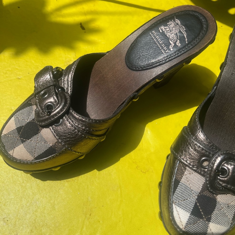 Plaid Women's Shoes with Metallic AccentsBURBERRY